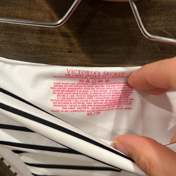 VS bikini bottoms. - Picture 3 of 4